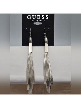 GUESS Basic Silver Tone Herringbone Chain Linear Drop Earrings 4" NWT